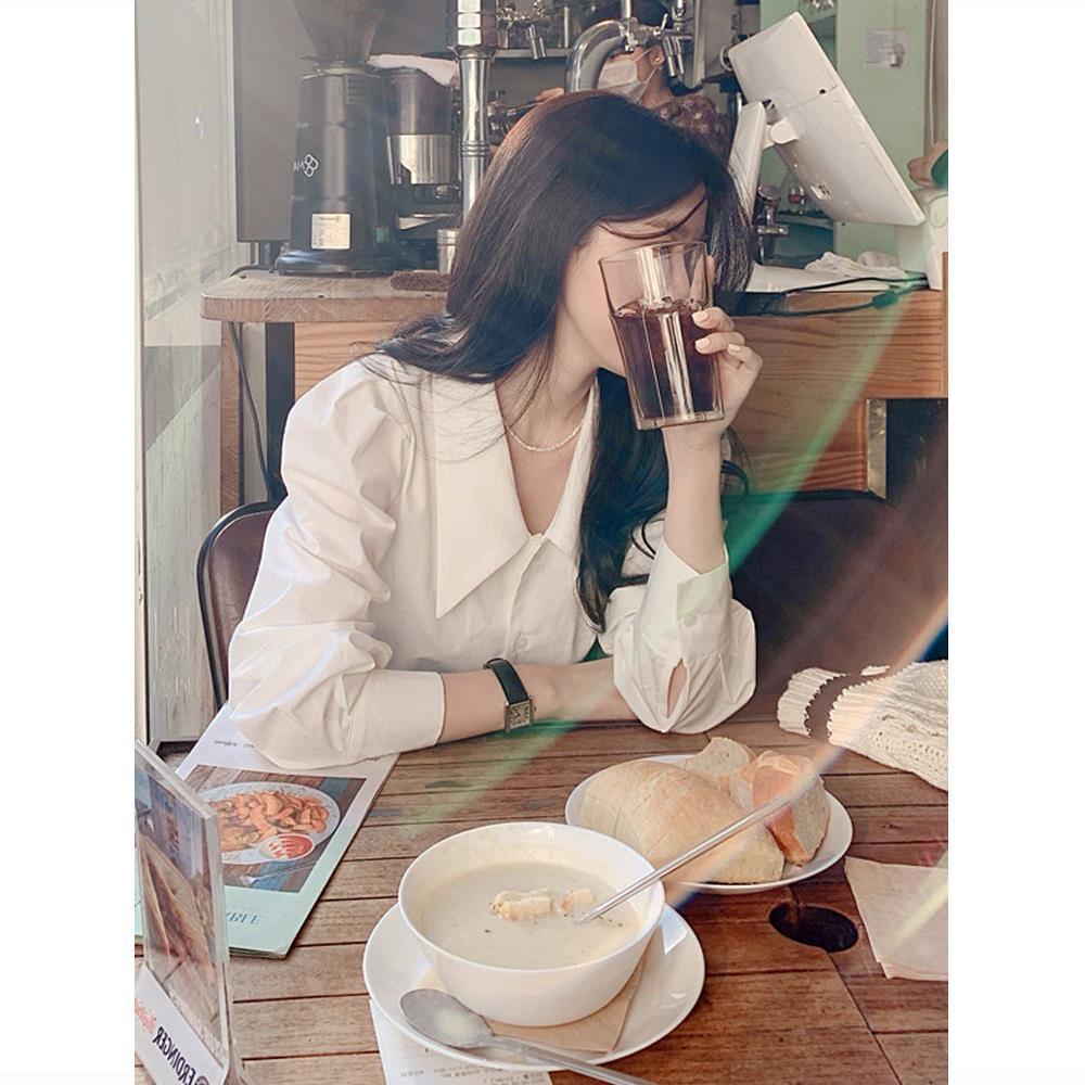 French Collar Blouse - Memorree
